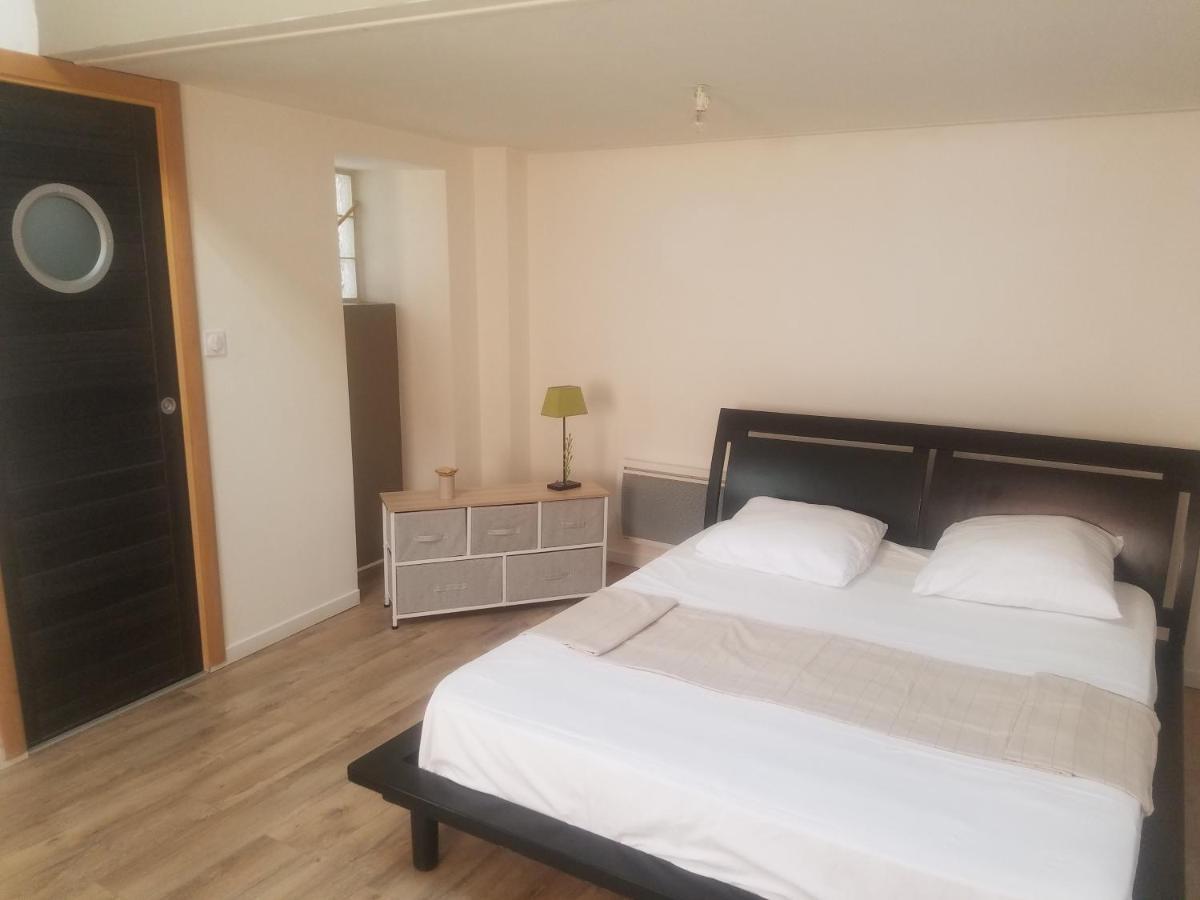 Tournus Castrum Romain - Duplex 54 M2 - 3 Etoiles - Petit Box Velo - 5Mn Autoroute Exteriör bild