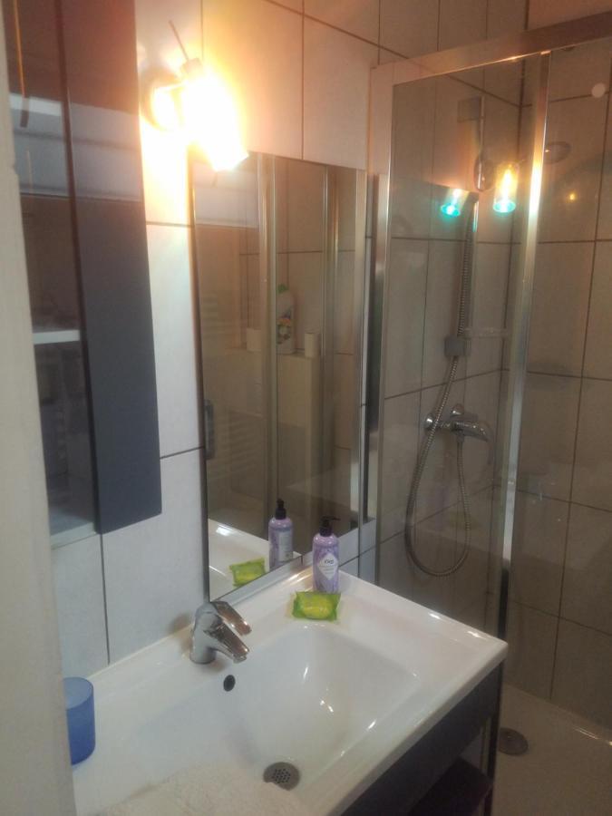 Tournus Castrum Romain - Duplex 54 M2 - 3 Etoiles - Petit Box Velo - 5Mn Autoroute Exteriör bild