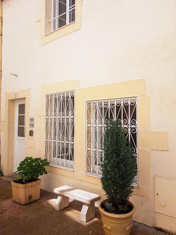 Tournus Castrum Romain - Duplex 54 M2 - 3 Etoiles - Petit Box Velo - 5Mn Autoroute Exteriör bild