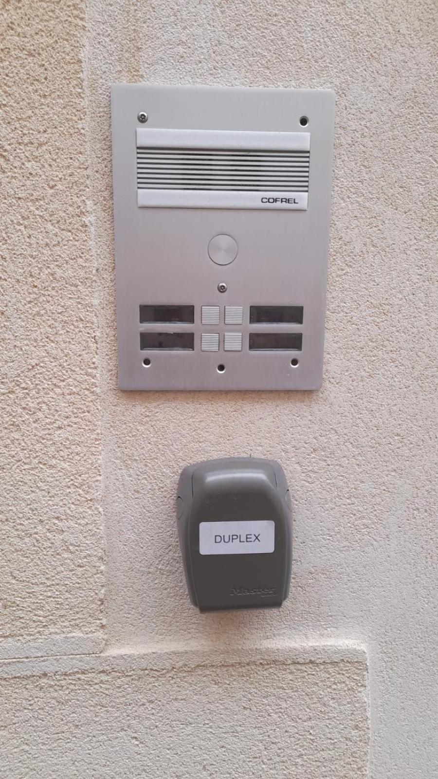 Tournus Castrum Romain - Duplex 54 M2 - 3 Etoiles - Petit Box Velo - 5Mn Autoroute Rum bild